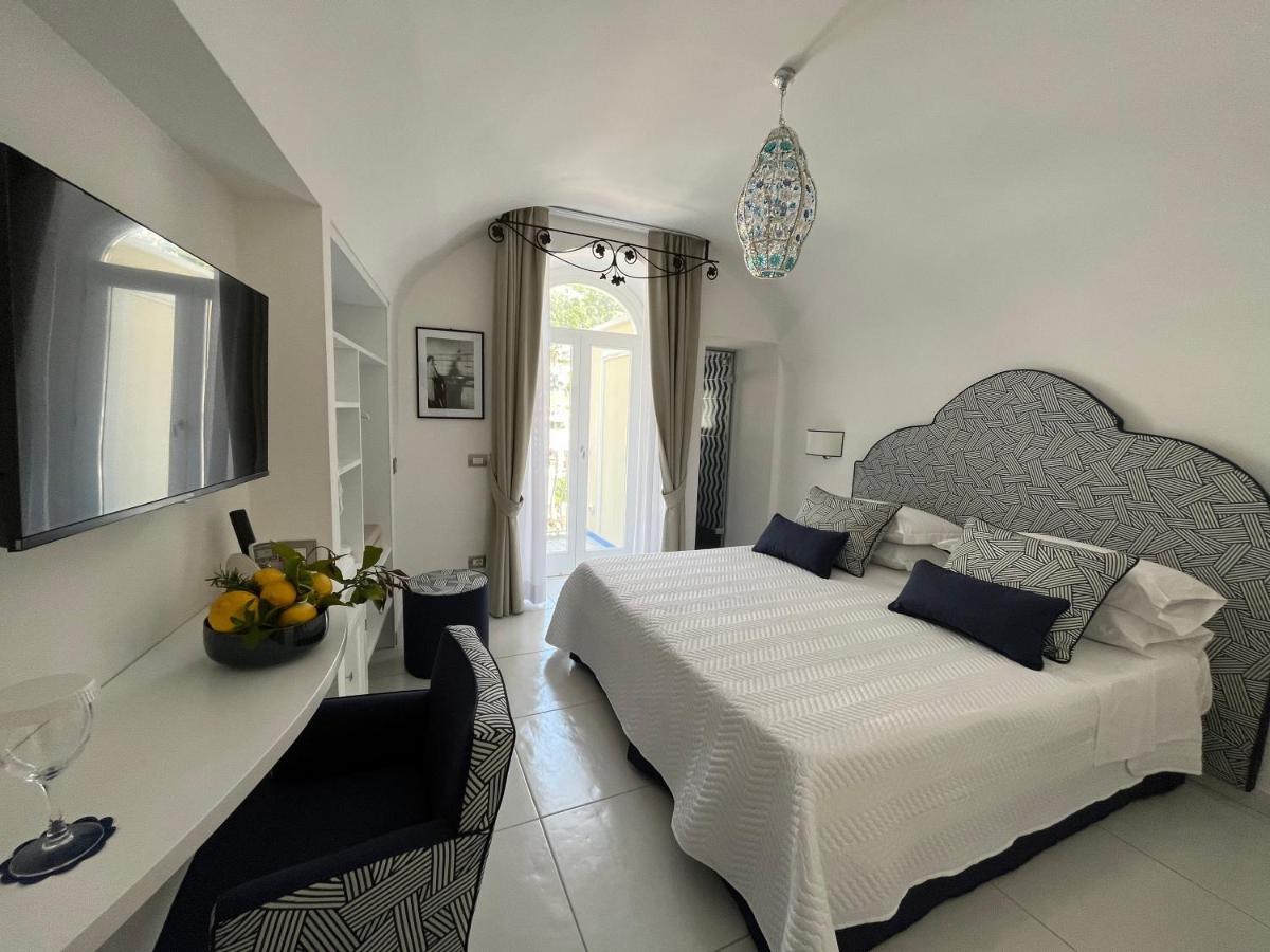 Milky Suites Positano Buitenkant foto